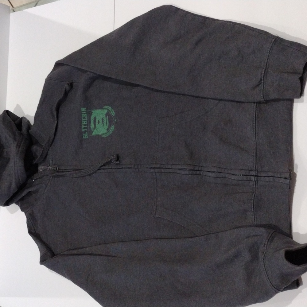 Harry Potter  Slytherin sweater womens medium